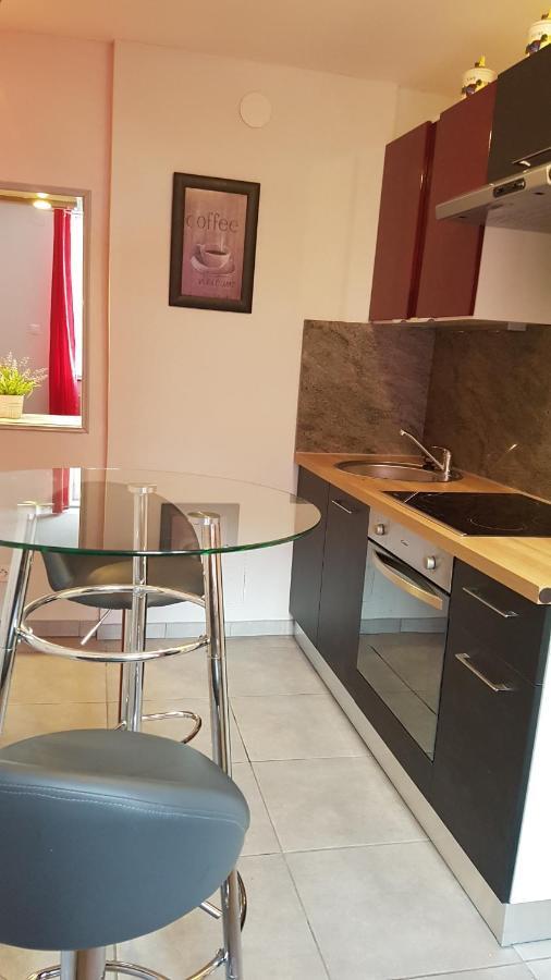 Apartamento La Roseraie Épinal Exterior foto